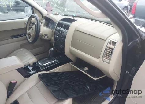 2012 Ford Escape Limited z USA, uszkodzony, nr VIN 1FMCU0E70CKB82763